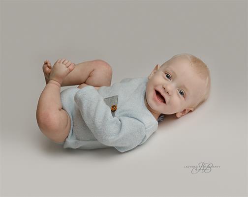 Caerphilly baby family photoshoot